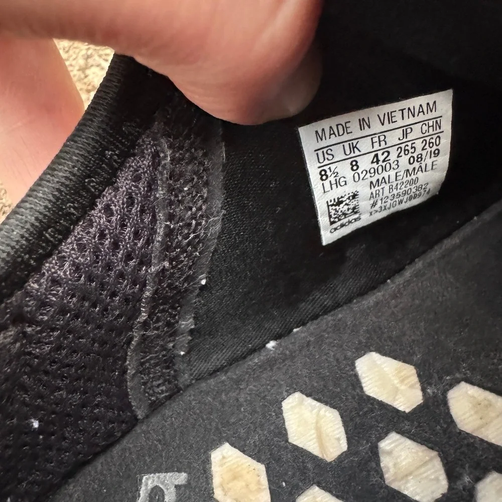 Adidas Originals NMD_R1 Core Black Gum Mens Running Shoes B42200 Size 8.5